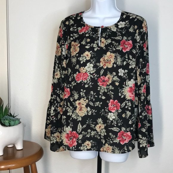 Shinestar Tops - 🌾Shinestar Floral L/S Blouse | Black | Large